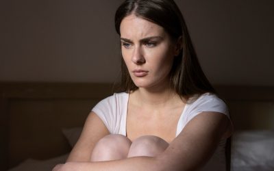 mulher triste em relacionamento abusivo psicológico